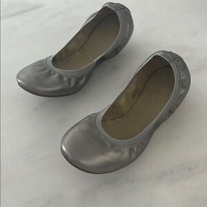 Charleston Women's Ballet Flats